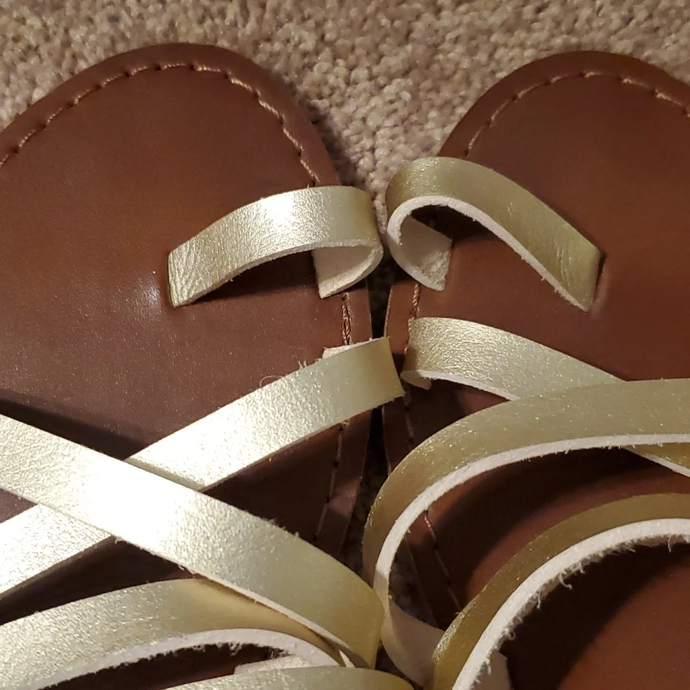 Sandals - Picture 3 of 3